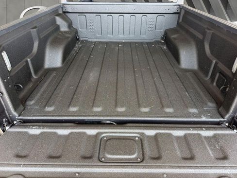 Used 2021 Jeep Gladiator Sport AWD/4WD image 22