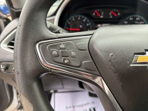 Used 2018 Chevrolet Malibu LS FWD image 19
