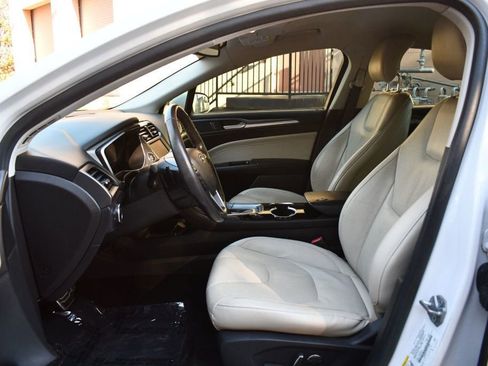 Used 2015 Ford Fusion Titanium image 18