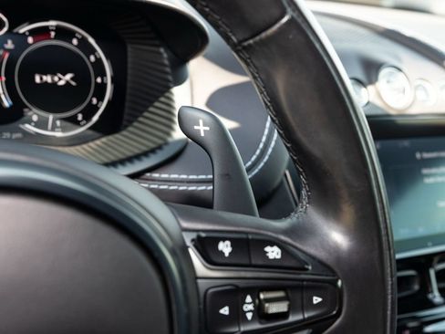 Used 2022 Aston Martin DBX AWD/4WD image 31