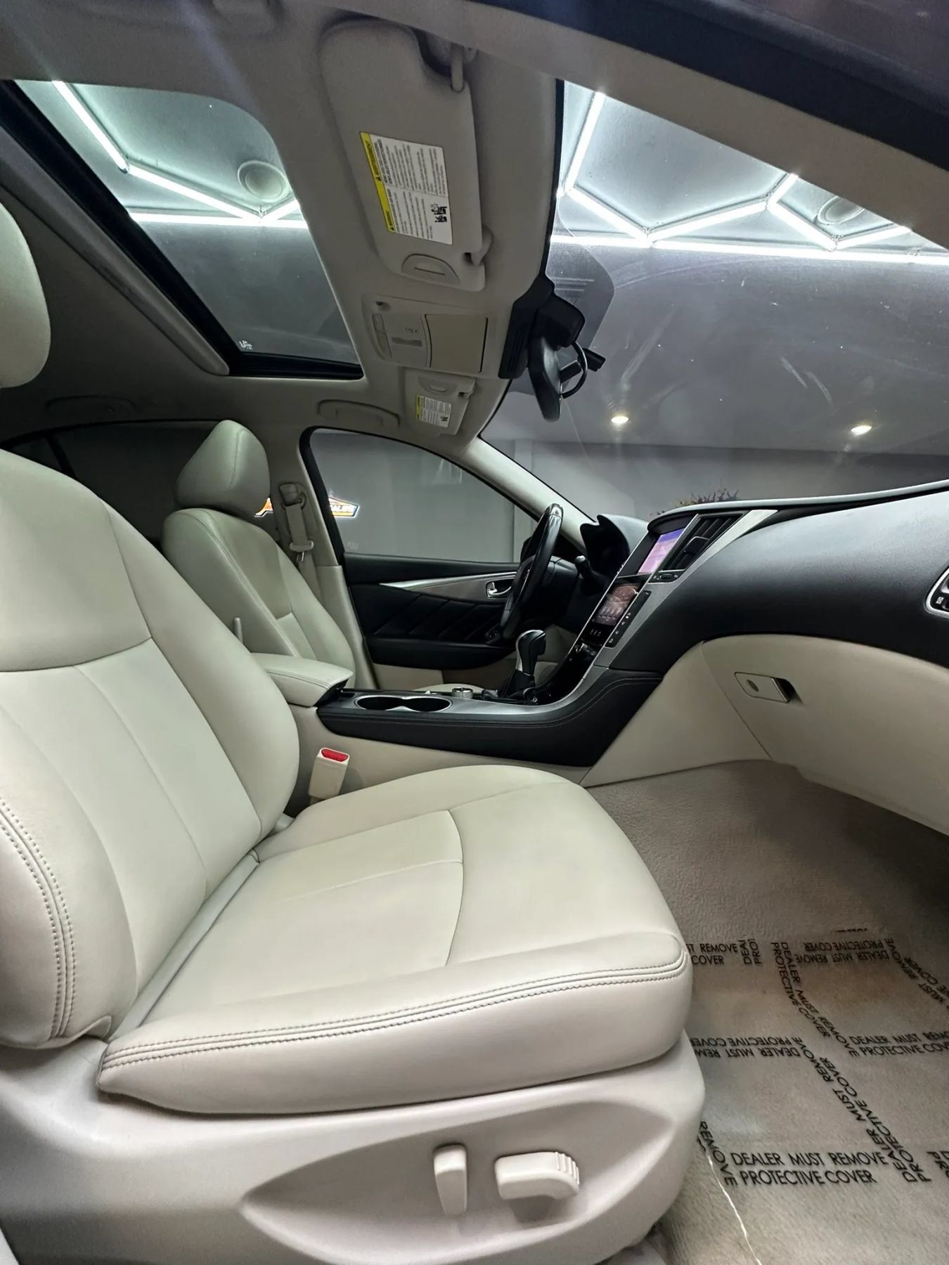 Used 2017 INFINITI Q50 Signature Edition RWD image 28