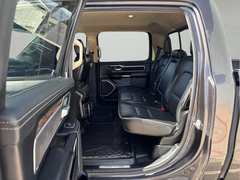 Used 2020 RAM 1500 Laramie w/ Off Road Group AWD/4WD image 13