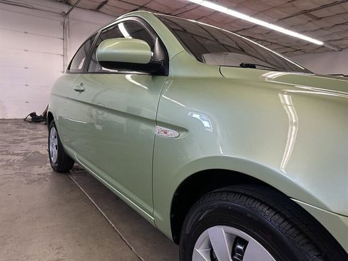 Used 2010 Hyundai Accent GS image 28