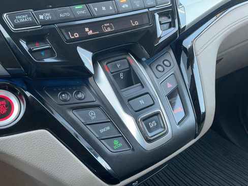 Used 2019 Honda Odyssey Elite image 18