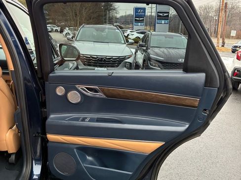 Used 2023 Genesis GV80 2.5T w/ Prestige 20" Package image 50