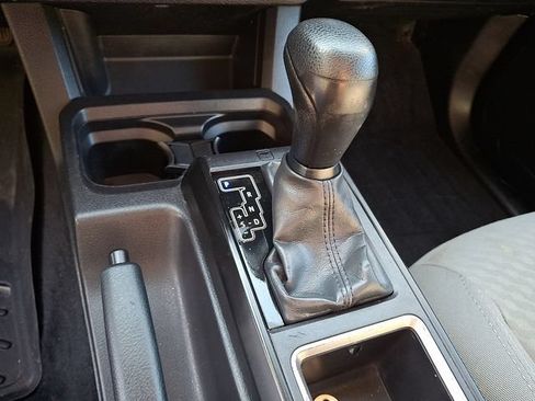 Used 2022 Toyota Tacoma SR RWD image 14