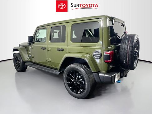 Used 2023 Jeep Wrangler Unlimited Sahara w/ Cold Weather Group image 6