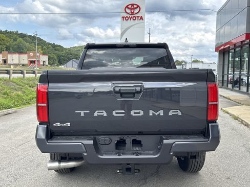 New 2025 Toyota Tacoma SR5 AWD/4WD image 10