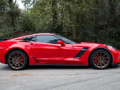 Used 2016 Chevrolet Corvette Z06 w/ 3LZ Preferred Equipment Group image 50