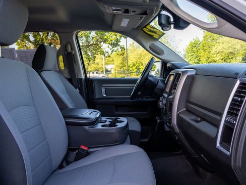 Used 2022 RAM 1500 Classic SLT w/ Electronics Convenience Group image 12