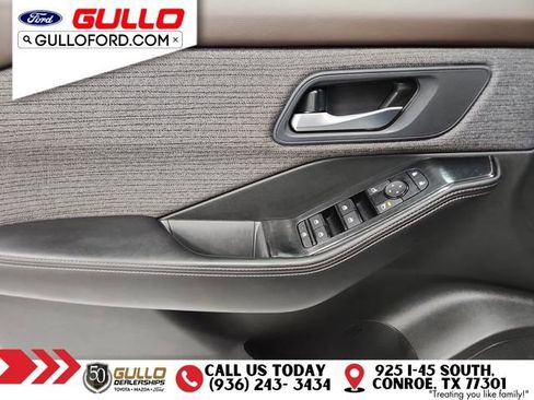 Used 2023 Nissan Rogue SV image 18