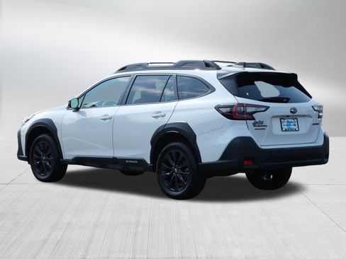 Certified 2025 Subaru Outback Onyx Edition AWD/4WD image 5