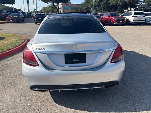 Used 2015 Mercedes-Benz C 300 Sedan image 4