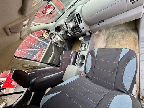 Used 2017 Nissan Frontier SV image 30