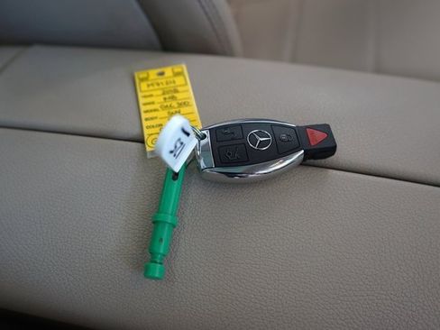 Used 2018 Mercedes-Benz GLC 300 GLC 300 image 55