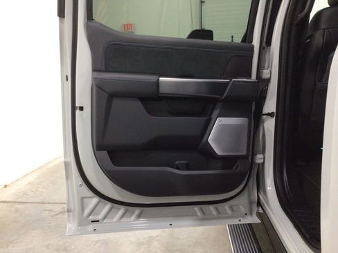 New 2026 Ford F250 Platinum image 22