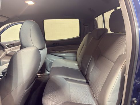 Used 2014 Toyota Tacoma 4x4 Double Cab image 26