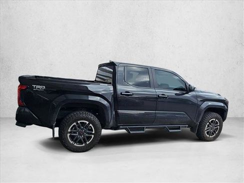 Used 2024 Toyota Tacoma TRD Sport image 4