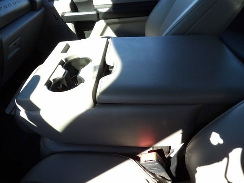 Used 2020 Ford F250 XL w/ Power Equipment Group image 27