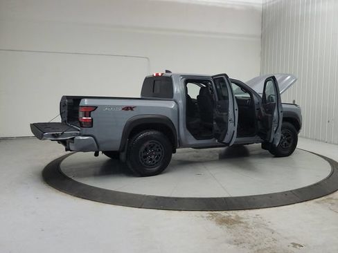 Used 2025 Nissan Frontier PRO-4X w/ Interior Protection Package AWD/4WD image 16