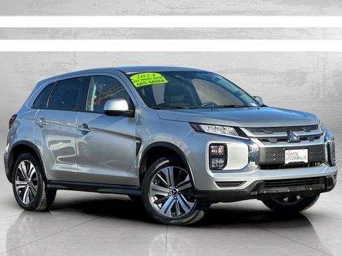 Used 2024 Mitsubishi Outlander Sport ES image 2