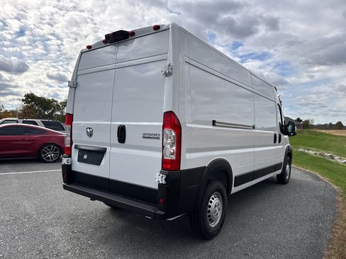 New 2026 RAM ProMaster 2500 w/ Advanced Safety Group image 22