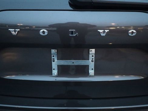 Used 2025 Volvo XC60 B5 Plus w/ Climate Package image 33