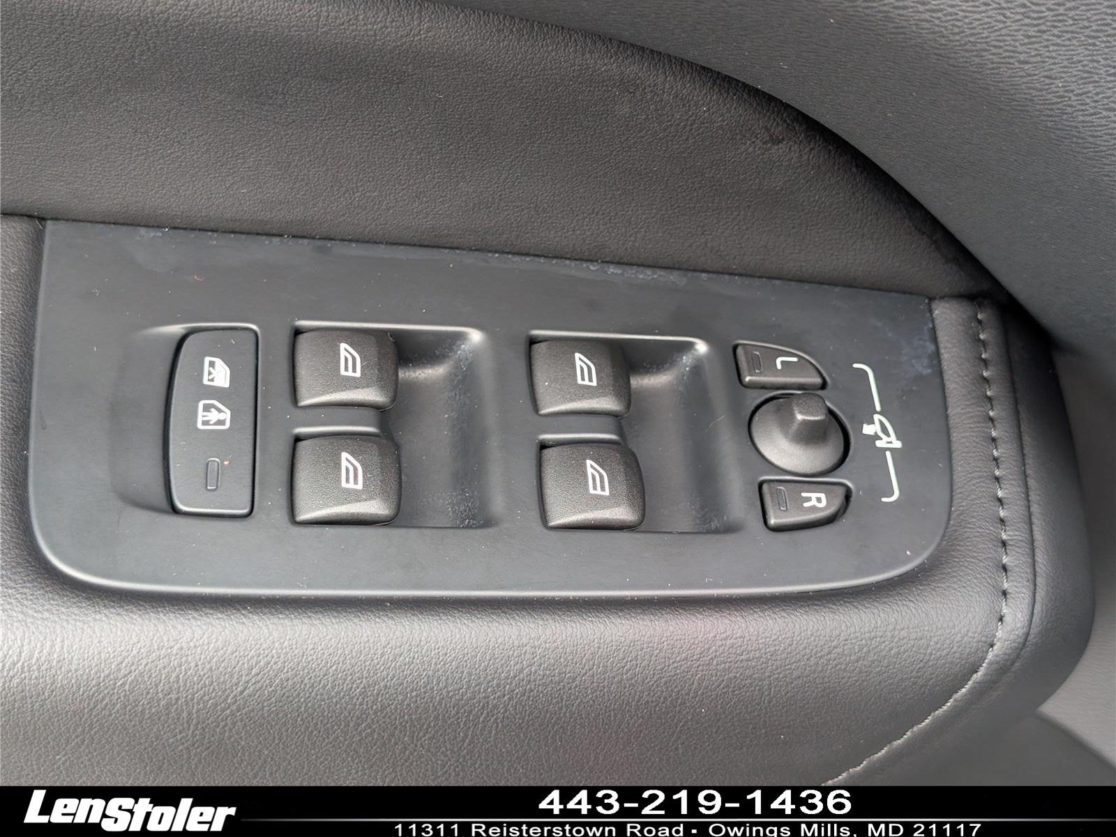 Used 2024 Volvo XC60 B5 Plus w/ Protection Package Premier AWD/4WD image 20
