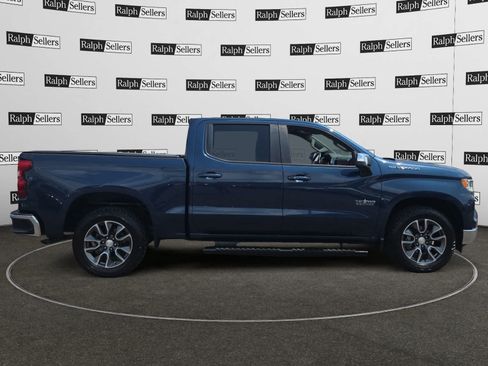 Used 2022 Chevrolet Silverado 1500 LT w/ Texas Edition Plus RWD image 6