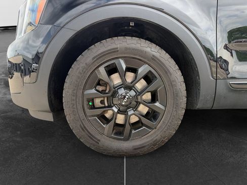 Used 2024 Kia Telluride SX Prestige X-Pro AWD/4WD image 12