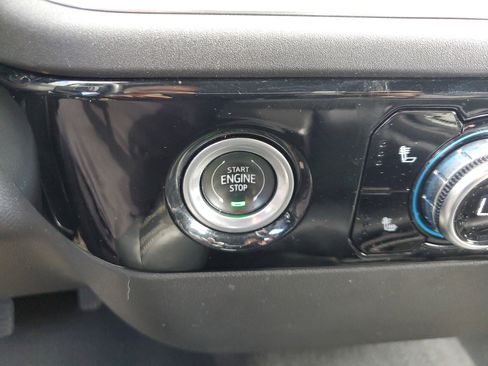 Used 2022 GMC Sierra 1500 Elevation image 30