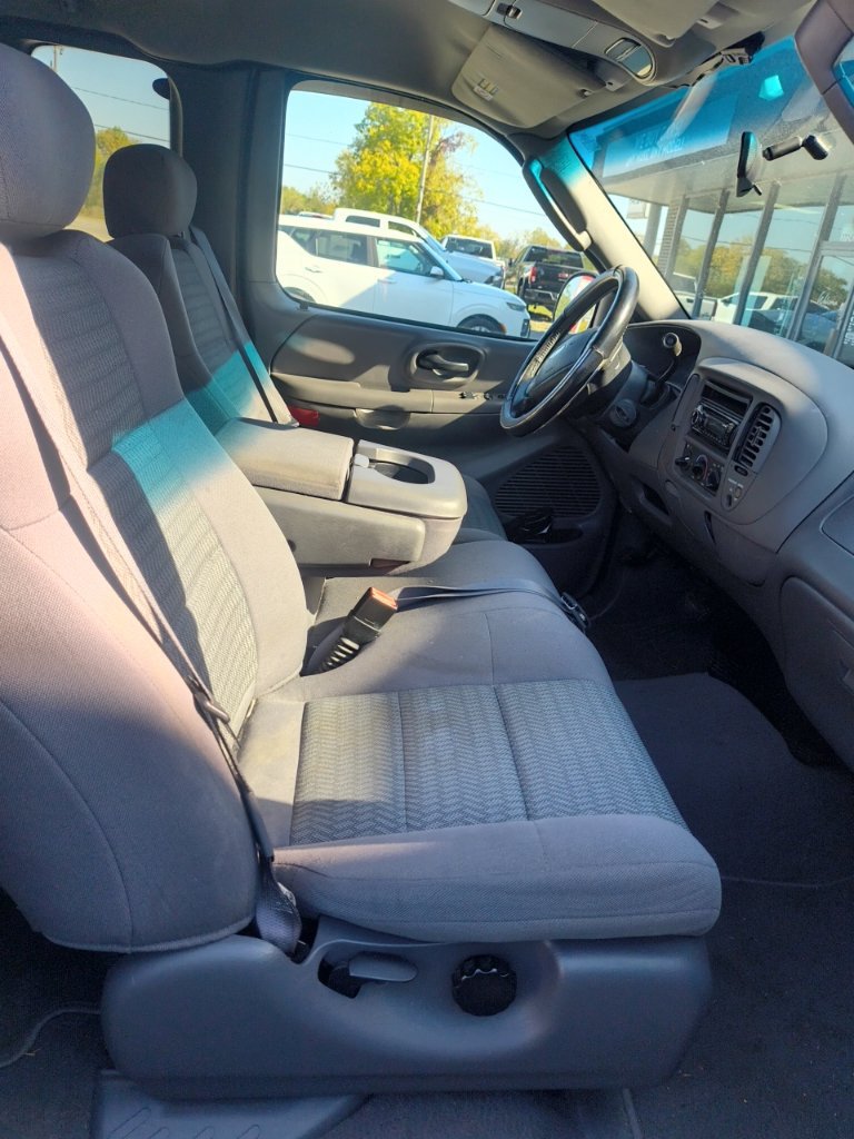 Used 2003 Ford F150 XLT RWD image 13