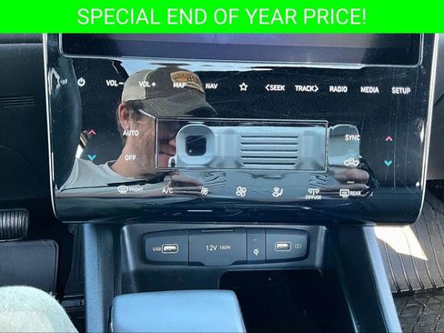 Used 2024 Hyundai Santa Cruz XRT image 15