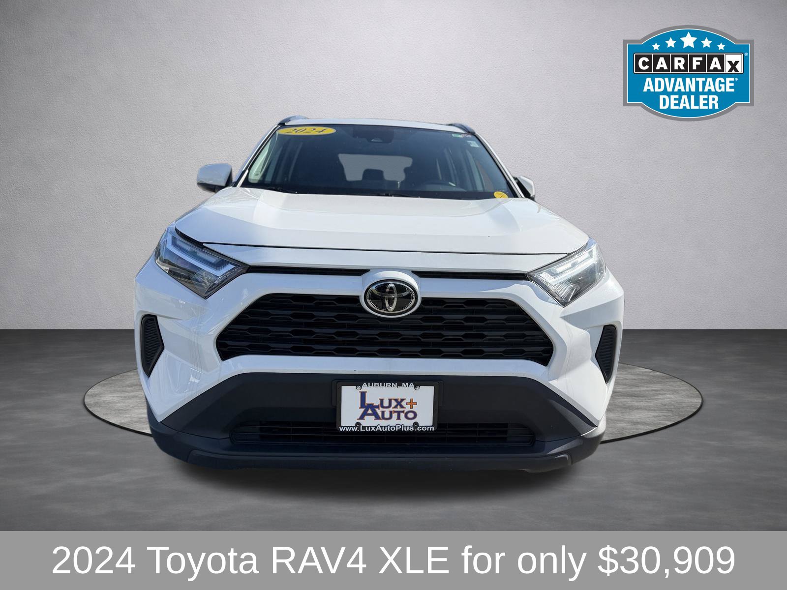 Used 2024 Toyota RAV4 XLE w/ Weather Package AWD/4WD image 8