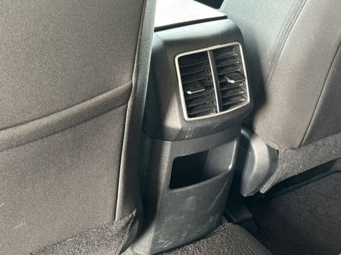 Used 2024 Kia Sportage LX image 20