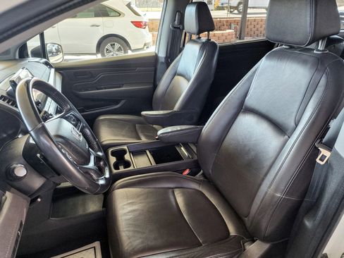 Used 2018 Honda Odyssey EX-L image 15
