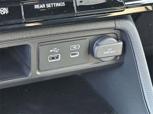 New 2025 Honda Pilot Sport image 26