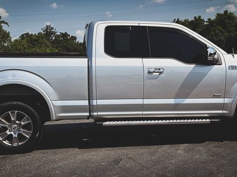 Used 2016 Ford F150 Lariat AWD/4WD image 11