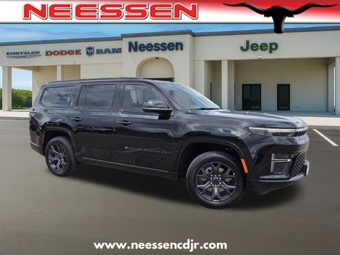 New 2026 Jeep Grand Wagoneer Limited w/ Premium Group II AWD/4WD image 1