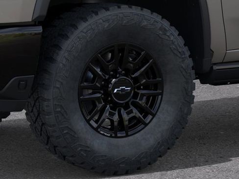 New 2026 Chevrolet Silverado 2500 ZR2 w/ LPO, Dark Essentials Package image 9