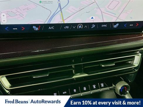 New 2026 Chevrolet Traverse Z71 w/ Driver Confidence Package AWD/4WD image 11