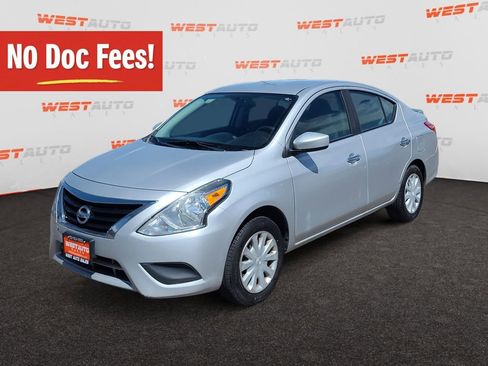 Used 2019 Nissan Versa SV FWD image 1