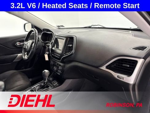 Used 2020 Jeep Cherokee Latitude AWD/4WD image 14