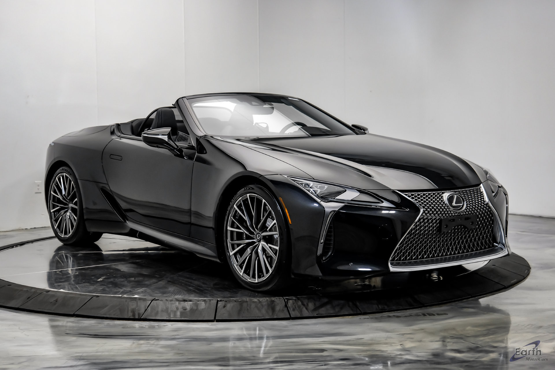 Used 2024 Lexus LC 500 Convertible w/ Touring Package RWD image 23