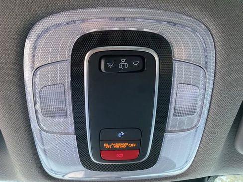 Used 2024 Hyundai Elantra SEL image 16