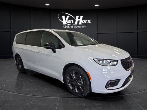 New 2026 Chrysler Pacifica Select image 43