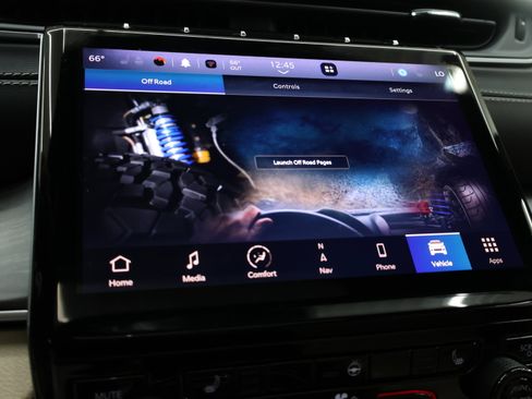 Used 2023 Jeep Grand Cherokee Limited image 57