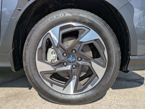 Certified 2025 Subaru Crosstrek 2.5i Limited w/ Popular Package #3A image 11