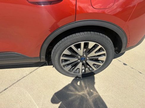 Used 2020 Ford Escape Titanium AWD/4WD image 29