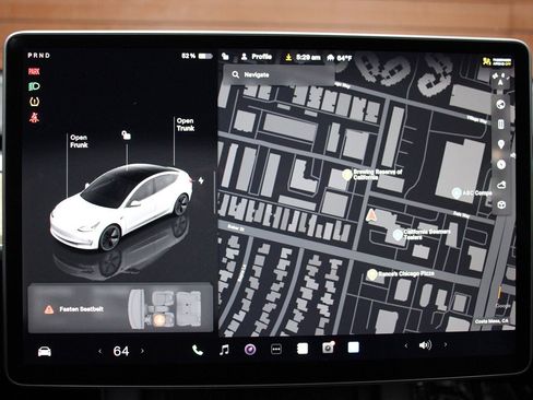 Used 2023 Tesla Model 3 Standard Range image 10